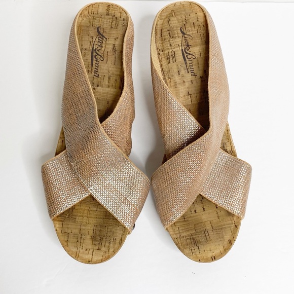 Lucky Brand Miller 2 Pink Wedge Heel Sandal - Picture 5 of 12